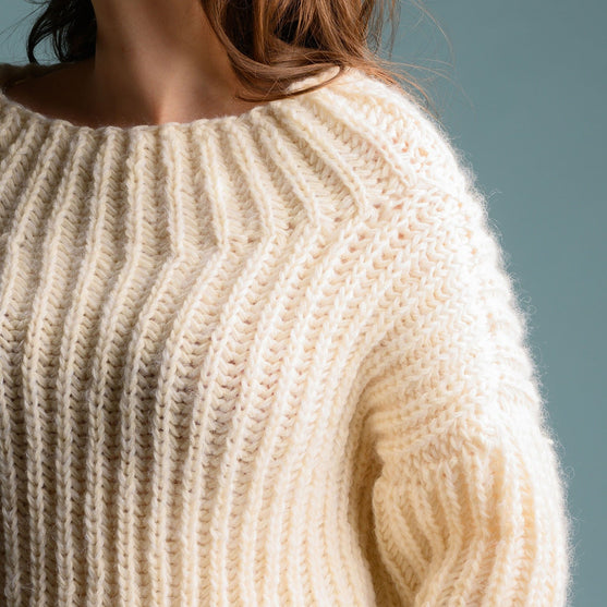 

Naomi – Brioche Sweater
3