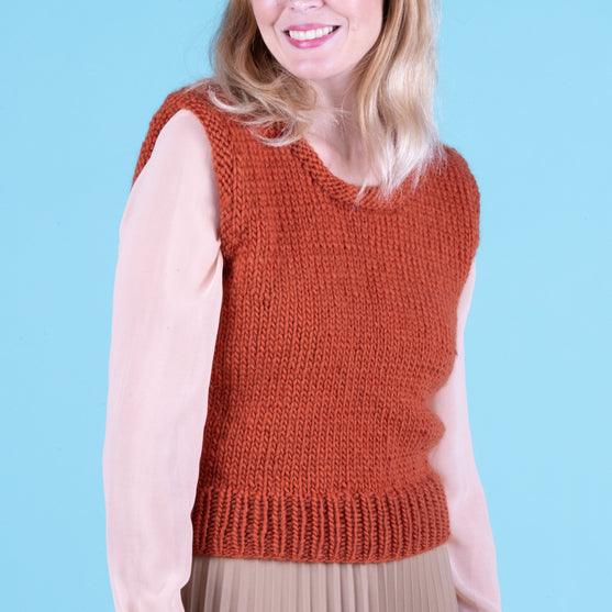 

Vivi - Cropped Vest
8