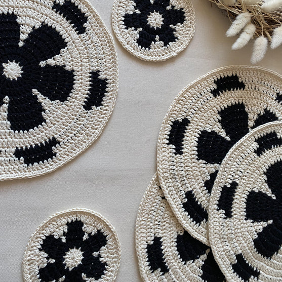 

Mary - Placemat
3