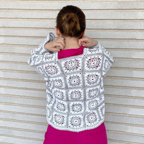 

Sparkling Daisy - Cardigan
6