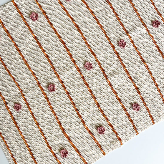 

Flower Bud - Blanket
5