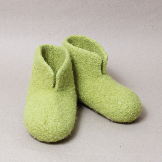 

Chip - Knitted children’s slippers
5