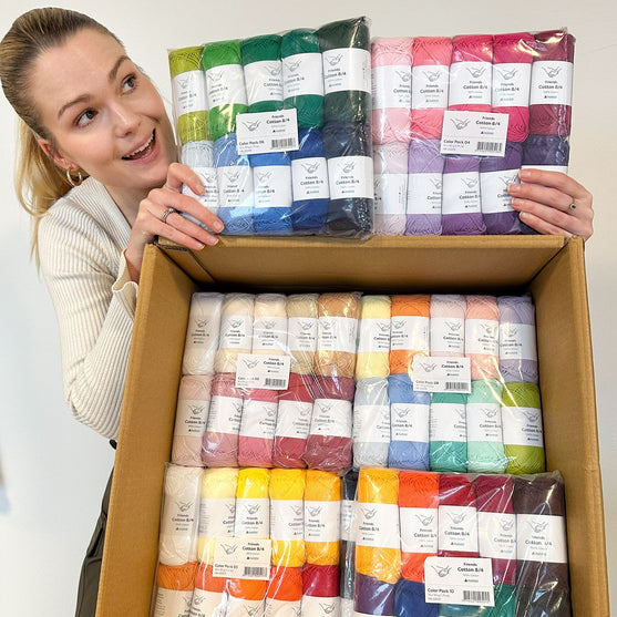 

Friends Cotton 8/4 Color Pack - Friends
4