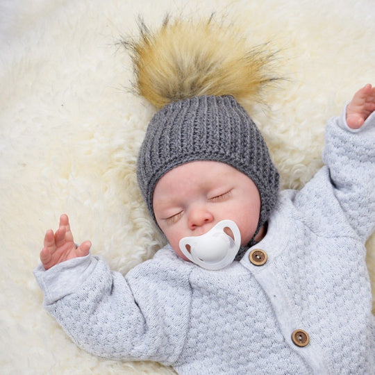 Gry Baby Hat