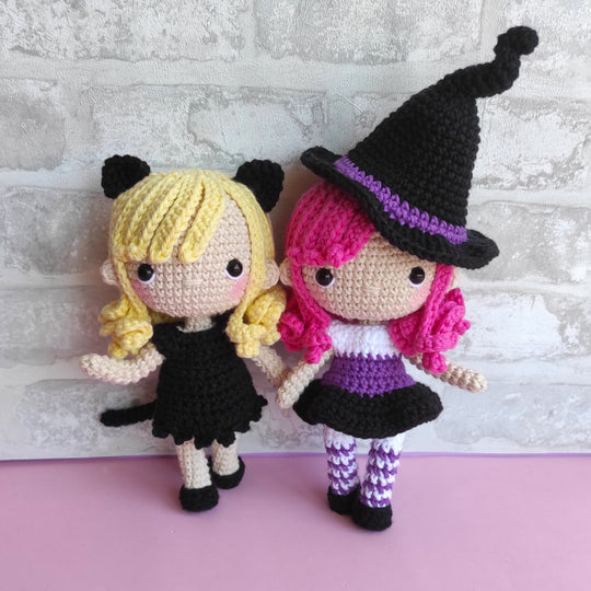 The Sisters Ada and Kat - Halloween