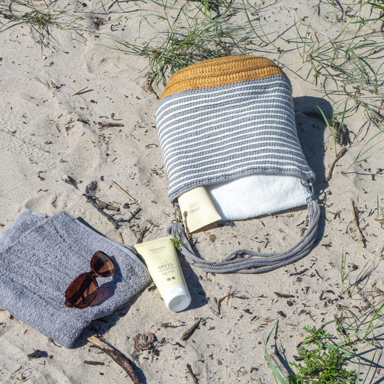 

Havbrise - Bag
6