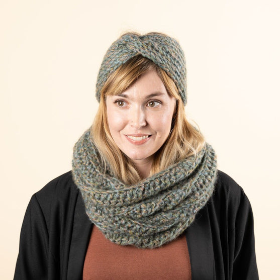 

Holly – Cowl
5