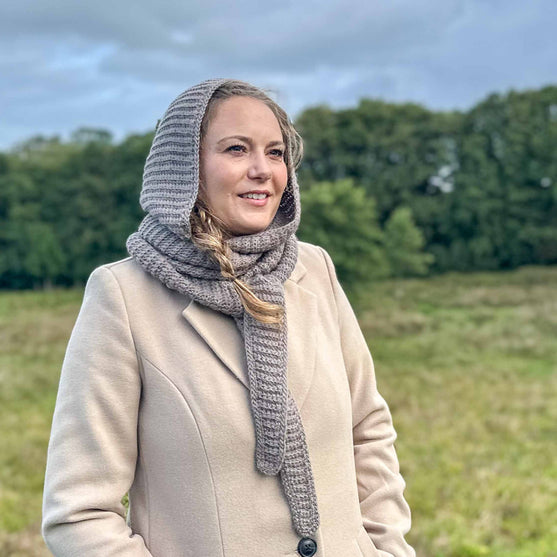 

Hoodie Scarf
10