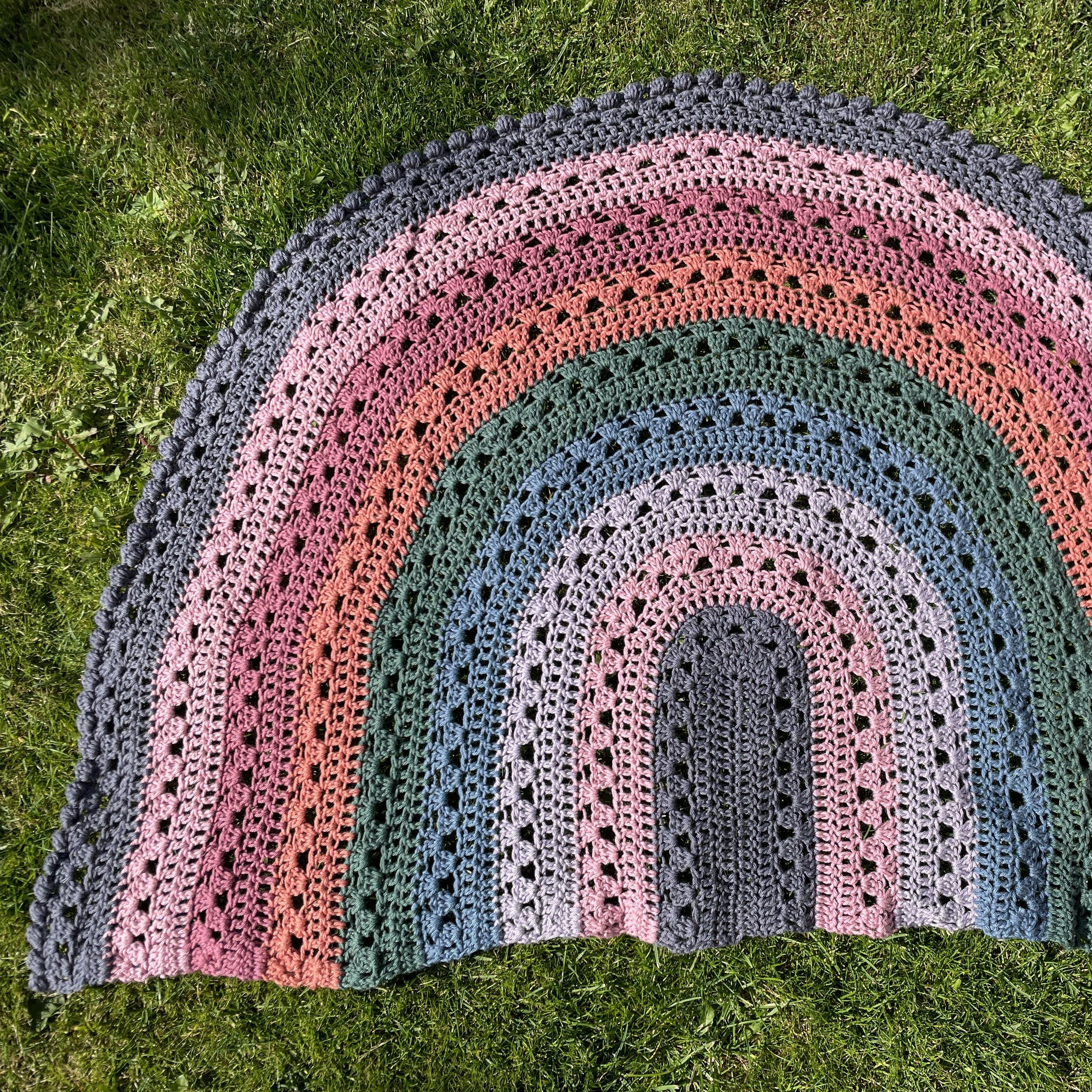 Granny Over the Rainbow - Blanket – Hobbii