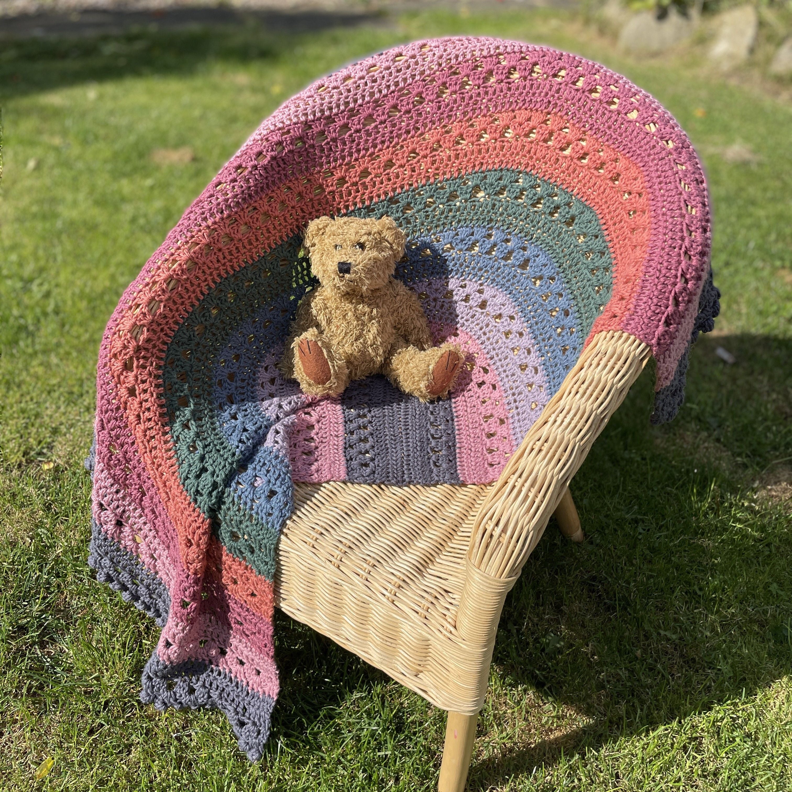 Granny Over the Rainbow - Blanket – Hobbii