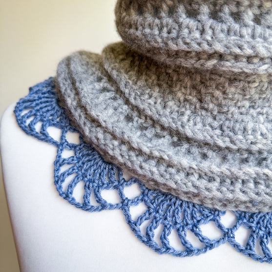 

Dafna - Cowl
3