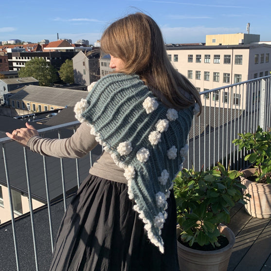 

Hush - Shoulder Wrap
1