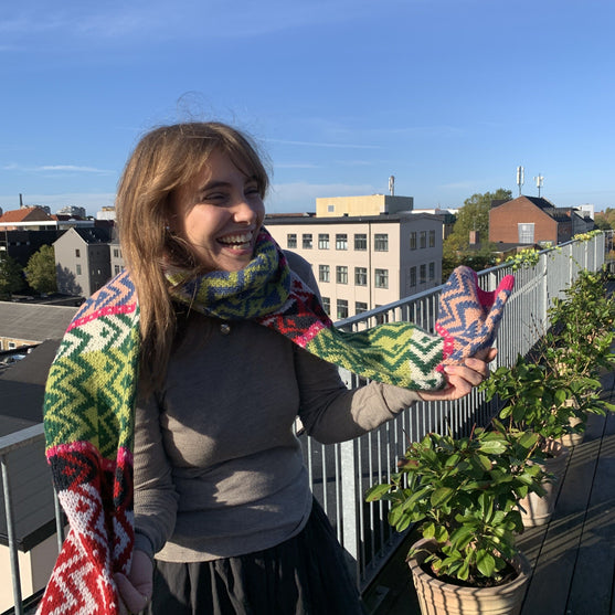 

Elver - Scarf
2