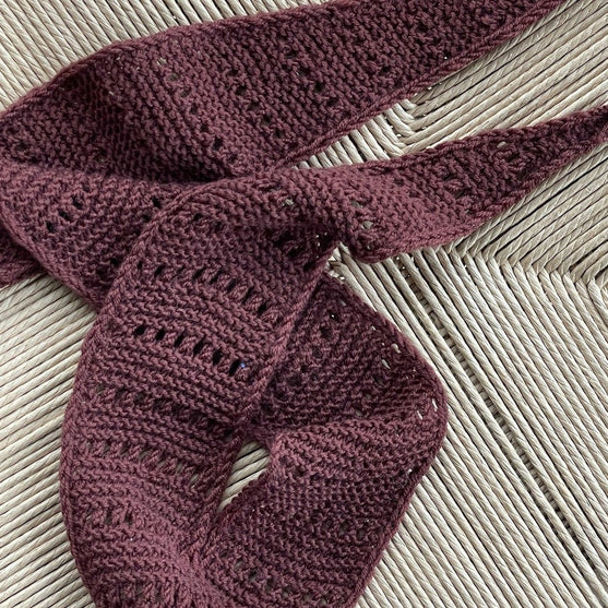 

Easy Spring Scarf
4