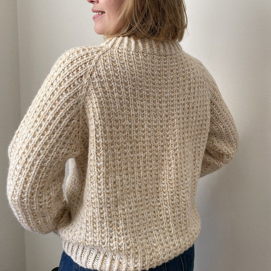 

Easy Evening Sweater
4