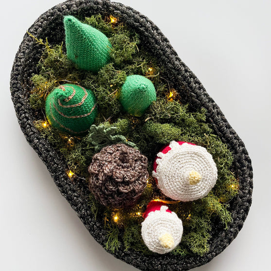 

Christmas Centerpiece
5