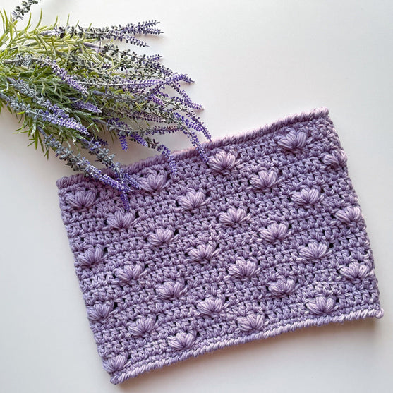 

Puffy Lotus - Cowl
2