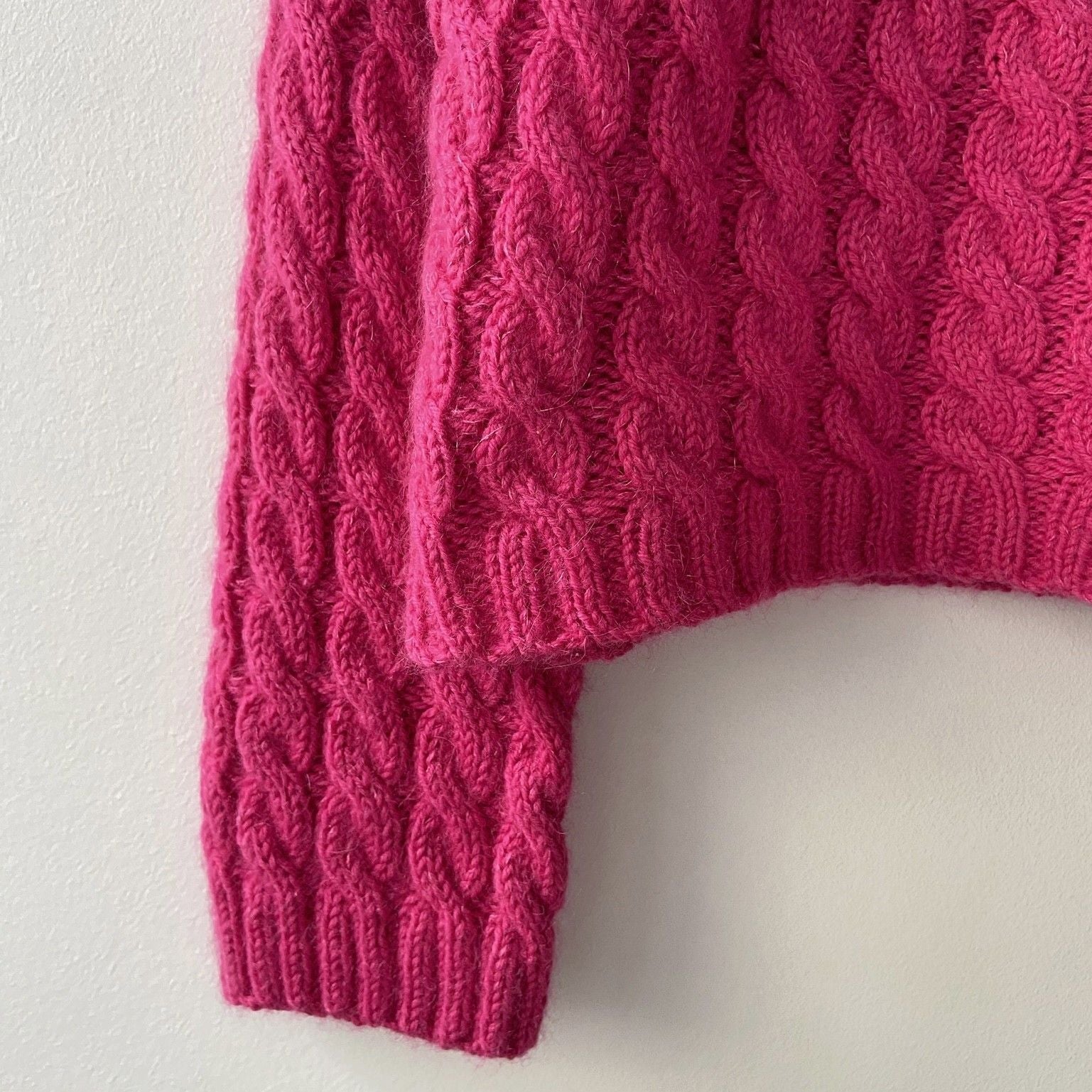 Easy Cable Sweater – Hobbii