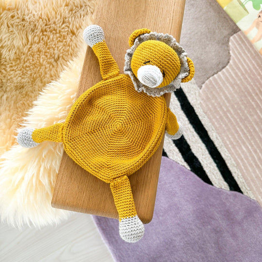 William the Lion - Baby comforter