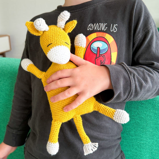 

Kalle the Giraffe - Baby comforter
2