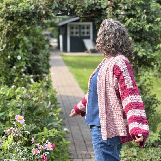 

Amarena - Cardigan
7