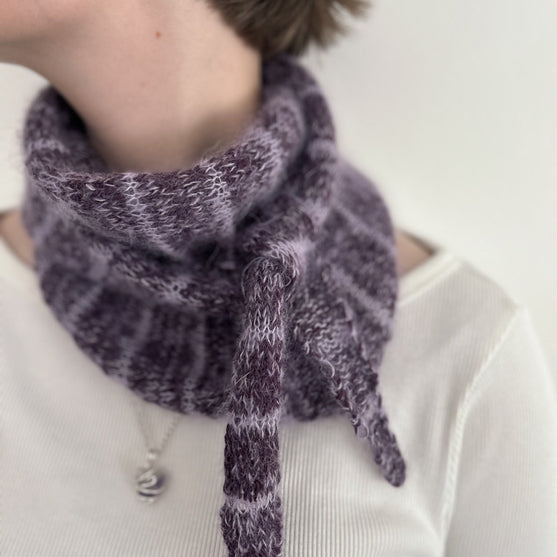 

Frosted Violets - Shawlette
3