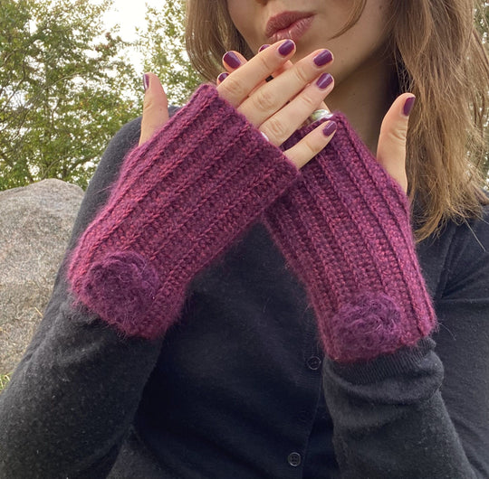 Frozen Rose - Mittens