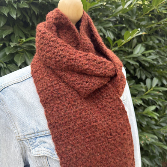 

Aira - Scarf
6
