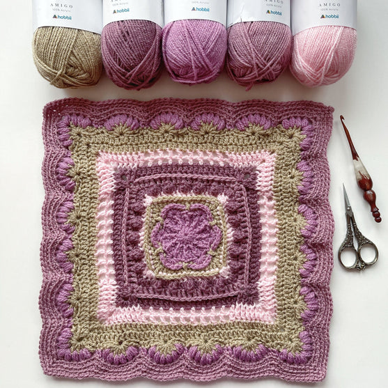 

Nestariel - Baby Blanket
2