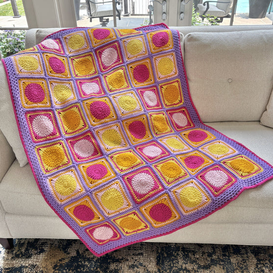 

Retro Circles - Blanket
1