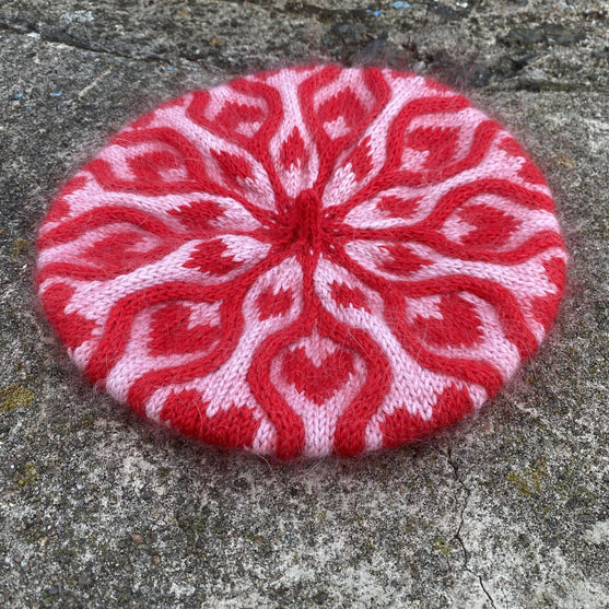 

Twisted Love - Beret
1