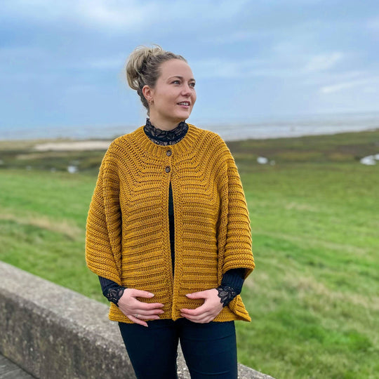 Kind Embrace - Capelet