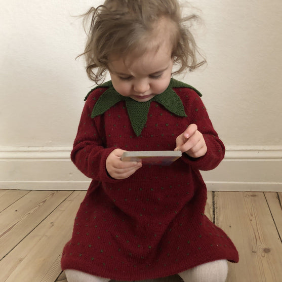 

The Strawberry Dress
1