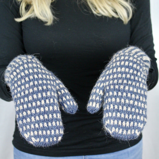 

River Stone - Mittens
2