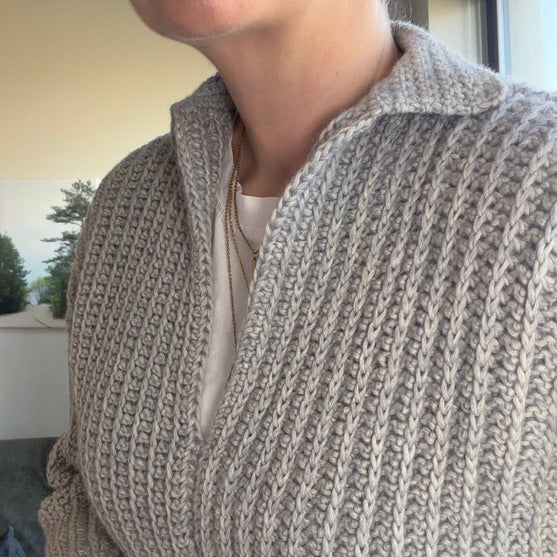 

Evelyn - Rib Sweater
4