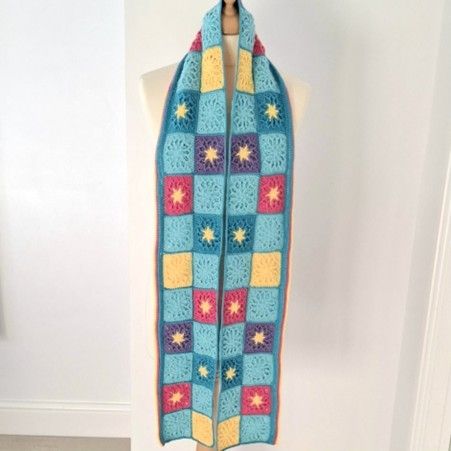 

Shine Bright - Scarf
4