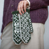 

Powder Flower - Mittens
2
