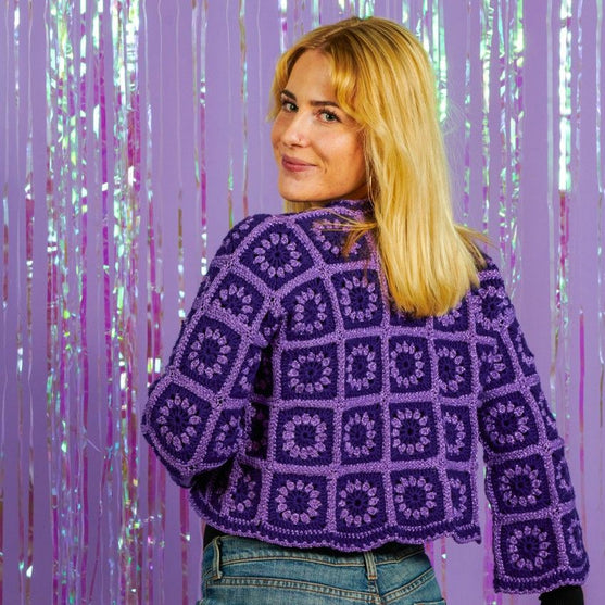 

Sparkling Daisy - Cardigan
4