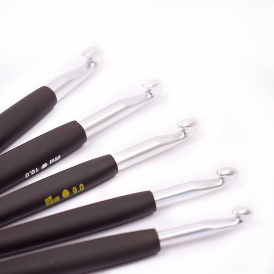 

Crochet Hooks with Soft Grip - Prym
5