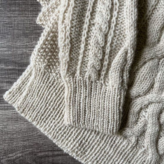 

Snow and Pine - Sweater
7