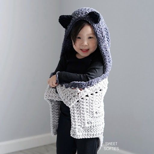 

Hooded Bat Cape
1