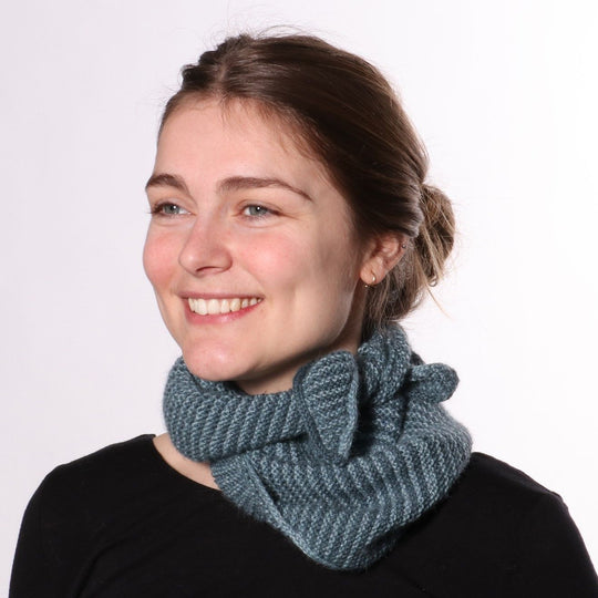 Wind – Short Scarf