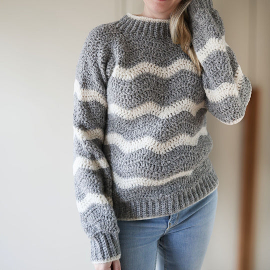 Waves - Sweater
