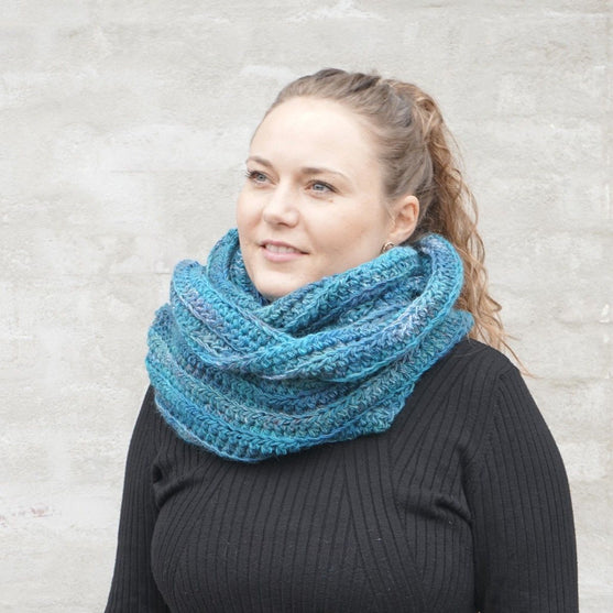 

Winter Glow – Scarf
5