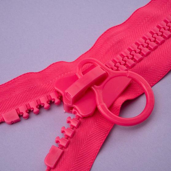 

Giant Zipper - Hobbii
3